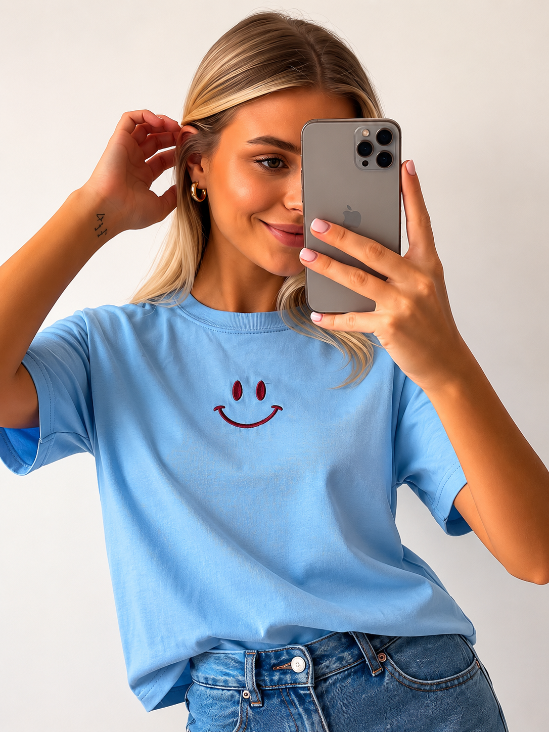 Good Vibes Smiley Oversized Tee
